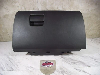 BLACK GLOVE COMPARTMENT BOX DOOR, 2010-17 CHEVROLET EQUINOX/TERRAIN (G1PA06) Foto 1 de 4