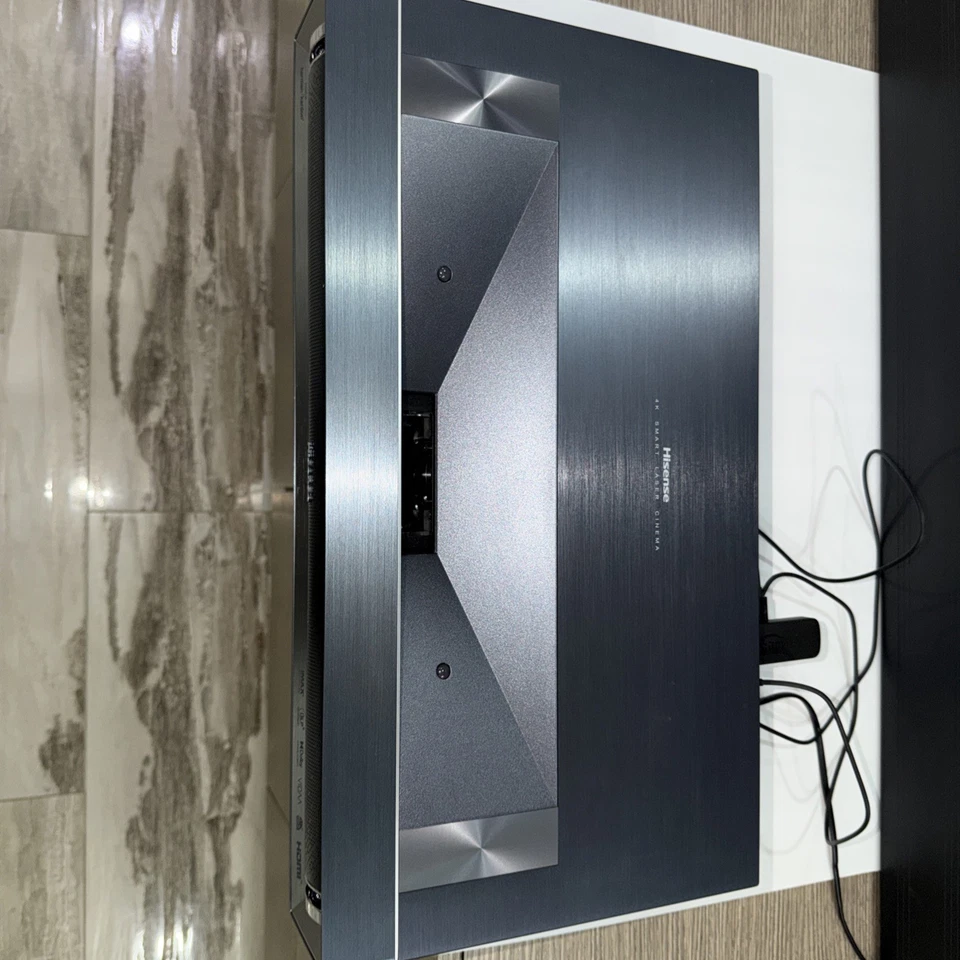 Hisense PX3-PRO Videoproiettore Laser Cinema 4K - Image 1 of 4