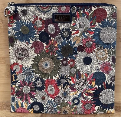 Gigi Hill Los Angeles Zippered Floral Travel Bag 10.5x11 - Image 1 of 4