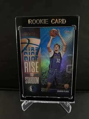 2025-26 Topps Basketball Cooper Flagg RC Rise To Stardom 083/150 NBA Mavericks - Bild 1 von 2