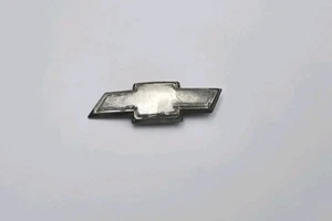 2006-2012 CHEVROLET AVEO 5 REAR LID EMBLEM LOGO BADGE OEM - Picture 1 of 4