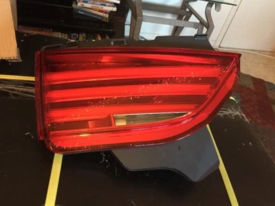 👍LUZ TRASERA MALETERO IZQUIERDO BMW 550i GT 535I GT F07 2010-2011-2012-2013 ORIGINAL OEM💯 Foto 1 de 4