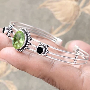 Oval Cut Peridot & Black Onyx Gemstone 925 Sterling Silver Stylish Cuff Bangle - Picture 1 of 6