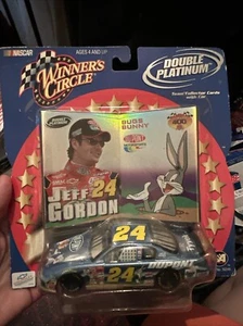 2001 Jeff Gordon NASCAR Winners Circle 1:43 Double Platinum Bugs Bunny - Picture 1 of 5
