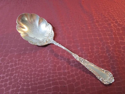 Большая сервировочная ложка посеребренная чаша с гравировкой YALE 1899 без монограмм bw - Изображение 1 из 4