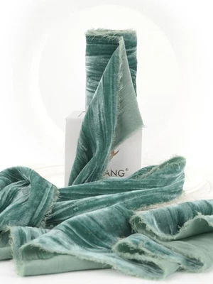 Cinta de terciopelo verde polvoriento 3 pulgadas arrugado deshilachado cinta flecos seda ve... Foto 1 de 4