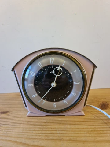 METAMEC Vintage Electric Mantle Clock Pink Dome Glass and Chrome Bezel Cover