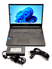 Computadora portátil para juegos Gigabyte G5 MD 15" i5-11400H 8 GB RAM 512 GB M.2 SSD RTX 3050 Ti
