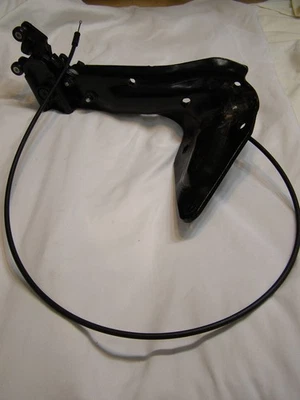 Dodge Grand Caravan 2017 fabricante de equipos originales puerta corredera trasera izquierda bisagra de rodillo inferior y cable Foto 1 de 4