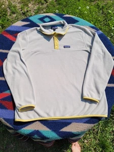Patagonia Micro D Snap T Fleece Sweater Mens Large Beige Yellow Pullover 26165 - Picture 1 of 7