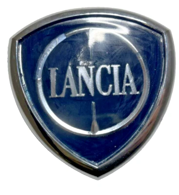 Fregio Stemma Anteriore Logo per Lancia Delta 08  Posteriore Musa Ypsilon 06-13 - Immagine 1 di 2