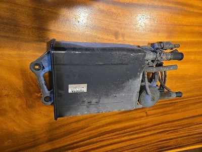 Lexus GS300 2001-2005 bote de carbón OEM P8809b238 Foto 1 de 4