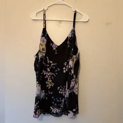 Camisola Floral Torrid Sophie Negra y Púrpura, Talla 4X Mujer’s Plus Foto 1 de 3