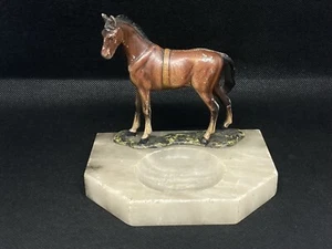 Horse On Onyx By Bergman / Bergman Era (Yellow 996) - Foto 1 di 13
