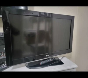 LG Tv 32ld333h 32'' LCD Hospitality Widescreen for Hotels w/new universal remote - Picture 1 of 1