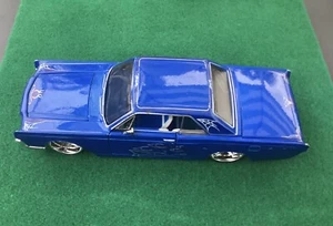 1966 Lincoln Continental Blue 1:26 SCALE Maisto Pro Rodz Unique - Picture 1 of 14