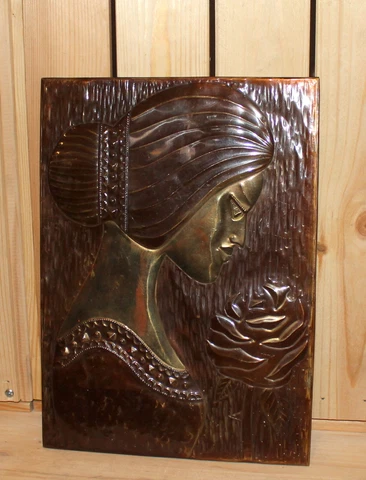 Vintage hand made brass/copper wall hanging plaque abstract female portrait Cover