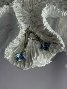 Shiny 925 Sterling Silver Topaz Earrings Length 1 Inch - Picture 1 of 6