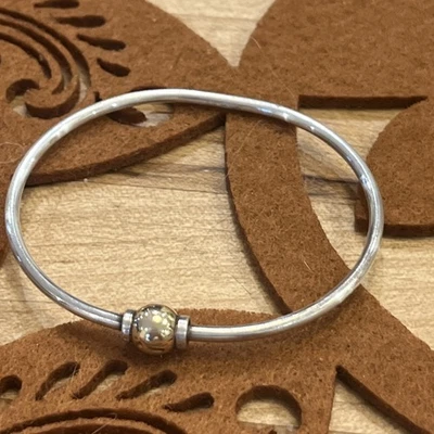 Beautiful 925 Sterling Silver  Bracelet Signed SA 925 with Gold tone bead - Image 1 of 4