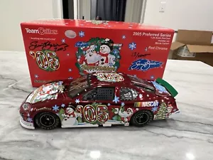 Sam Bass AUTOGRAPHED 2005 Happy Holidays Nascar 1/24 Diecast Red Chrome /100 - Picture 1 of 7