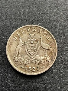 Australia 1927 George V Silver Sixpence - Picture 1 of 2