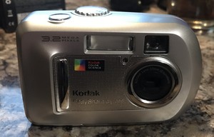 kodak easyshare cx7300 digital camera