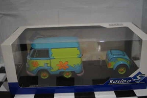 Solido Volkswagen Kool Kombi 2024 Ghost Hunter with trailer 1:18 S1810904 - Picture 1 of 8