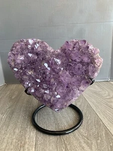 Natural Amethyst Crystal Quartz Geode Healing Heart Valentines - Picture 1 of 13