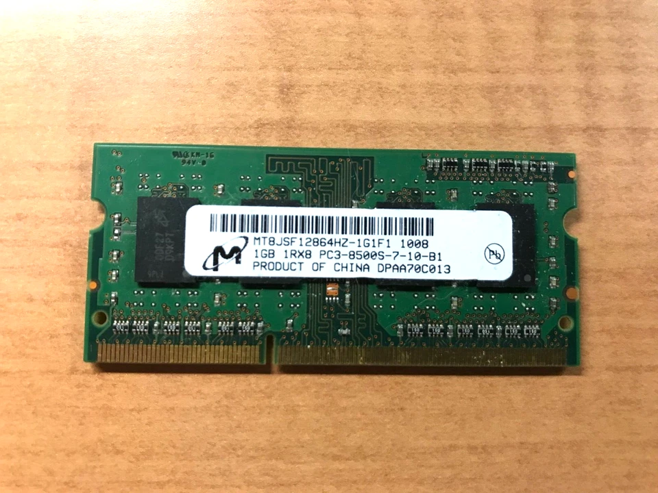  Micron 1 GB PC3-8500 1066 MHz 200 Pin SO-DIMM - MT8JSF12864HZ-1G1F1 - Used - Image 1 of 1