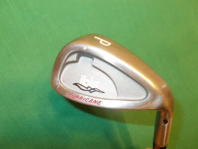 LADIES HURRICANE IBIS PW - M FLEX GRAPHITE SHAFT - NEW GRIP - 34" LONG - NICE! - Image 1 of 3