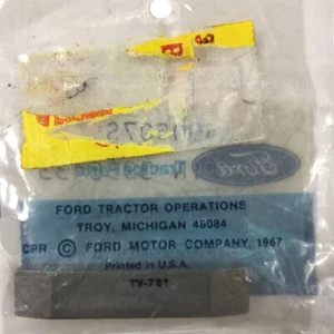 New Holland Key Part # 390507S - Picture 1 of 2