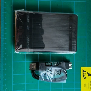 TOSHIBA MQ01ABD100 - 1000GB ( 1TB ) USB 3.0 EXTERNAL PORTABLE HARD DRIVE. 1RMT - Picture 1 of 8