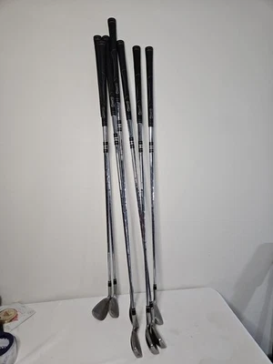 NIKE Slingshot Iron Set 7 clubs 3, 5-9  And Putter.  - Image 1 of 4