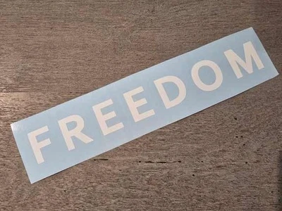 Calcomanía adhesiva de vinilo FREEDOM - troquelada resistente a la intemperie - inspirada en Charlie EE. UU. Faith Foto 1 de 4