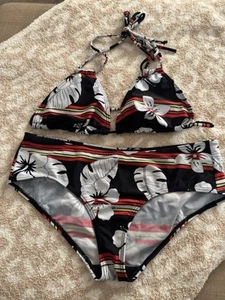 Joe Boxer Women's Floral Two Piece Bikini Size Medium. Excellent - Picture 1 of 6