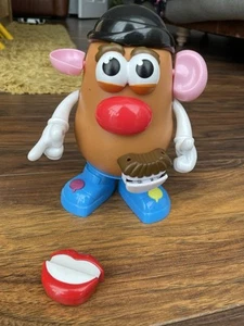 Toy Story Talking Mr Potato Head Figure with moving mouth And phrases & Songs - Picture 1 of 5