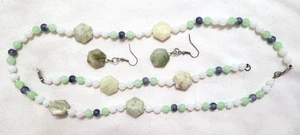 Perlenkette Armband und Ohrringe grün weiß blau passendes Set - Bild 1 von 10
