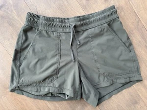Kuhl Women's Vantage Shorts 4” Olive Green Lightweight 6405 Size Small XS - Picture 1 of 8