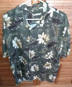 Camisa Hawaiana Alta Batik Bay Para Hombres 2XLT XXL Floral Tropical Abotonada Verde - Imagen 1 de 4