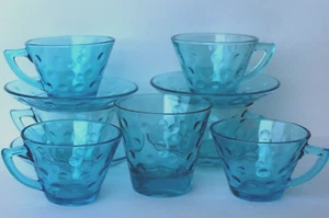 11 Stück Vintage MCM Hazel Atlas Glas ~ 6 Tassen 4 Untertassen Becher ~ Capri blaue Punkte Skol - Bild 1 von 4