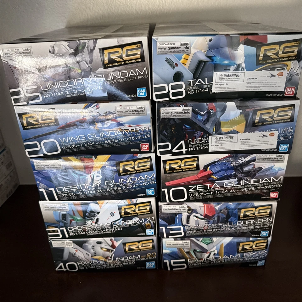 Real Grade 144 Lot Gundam - Image 1 of 1