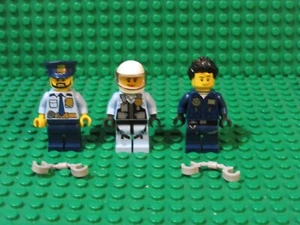 Lot of 3 LEGO minifigures Town City Police Officer pilot cuffs PL82 - Picture 1 of 2