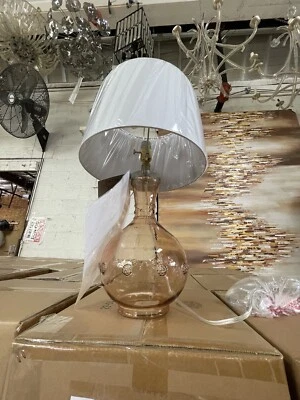 Lámpara de mesa de cristal Regina Andrew Augustine Foto 1 de 4