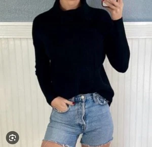 Neu mit Etikett Cyrus Rollkragenpullover schwarz Gr. XS UVP 79,00 $ - Bild 1 von 7