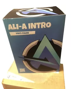 Youtooz Collectibles Ali-A Intro Vinylfigur - Bild 1 von 3