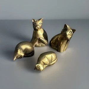Lotto 4 statuine vintage miniatura ottone massiccio gatto gattino scultura statua - Foto 1 di 8