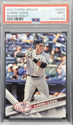 2017 Topps Update Series - Estreante Aaron Judge #US99 Batting (RC) PSA-9 - Imagem 1 de 2