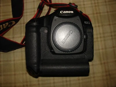 Canon EOS 1D Mark III 10.1MP Digital SLR Camera - Black (Body Only) - Image 1 of 4