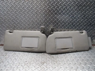 05 - 12 NISSAN PATHFINDER PASAJERO DERECHO - PARASOL CONDUCTOR IZQUIERDO CON ILUMINACIÓN Foto 1 de 4