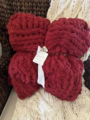 Pottery Barn ~ 红色绒布彩色 ~ COZY THROW BLANKET ~ CHRISTMAS ~ CHENILLE SOOFT — 第 1/4 张图片